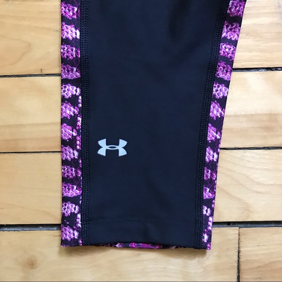 Under Armor Raglan Athletic Magenta Snakeskin Set - Picture 6 of 6